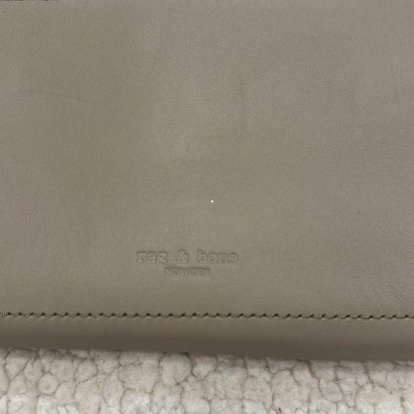 Rag & Bone Atlas Convertible Crossbody Leather Light Khaki With Orange Interior - Picture 6 of 15